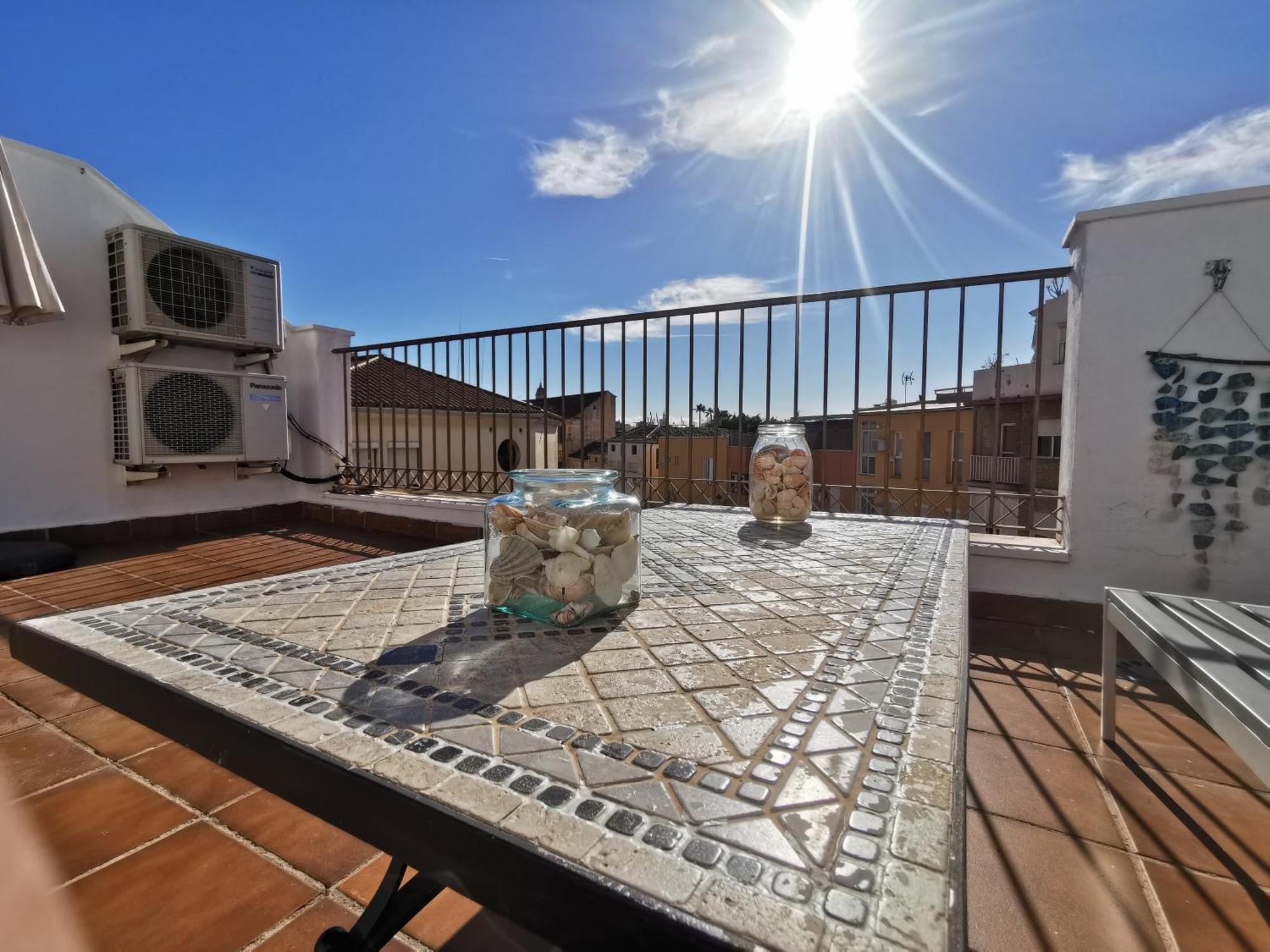 Ferienwohnung Atico Con Vistas Centro Historico / Terraza 40 M Málaga Exterior foto